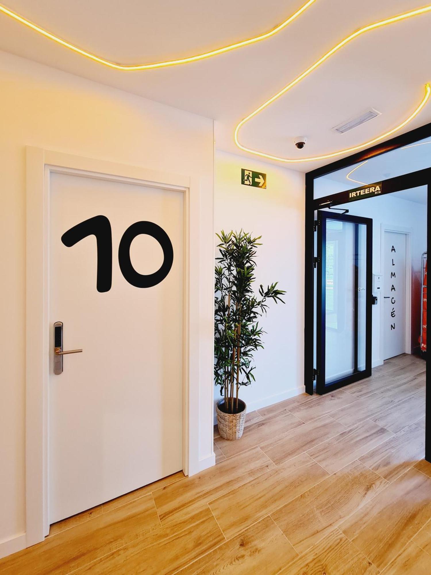 Bilbao Rooms & Kitchen Santutxu מראה חיצוני תמונה